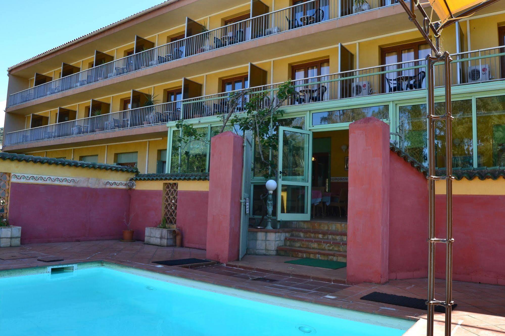 Hotel Cyrnea Calvi  Zewnętrze zdjęcie