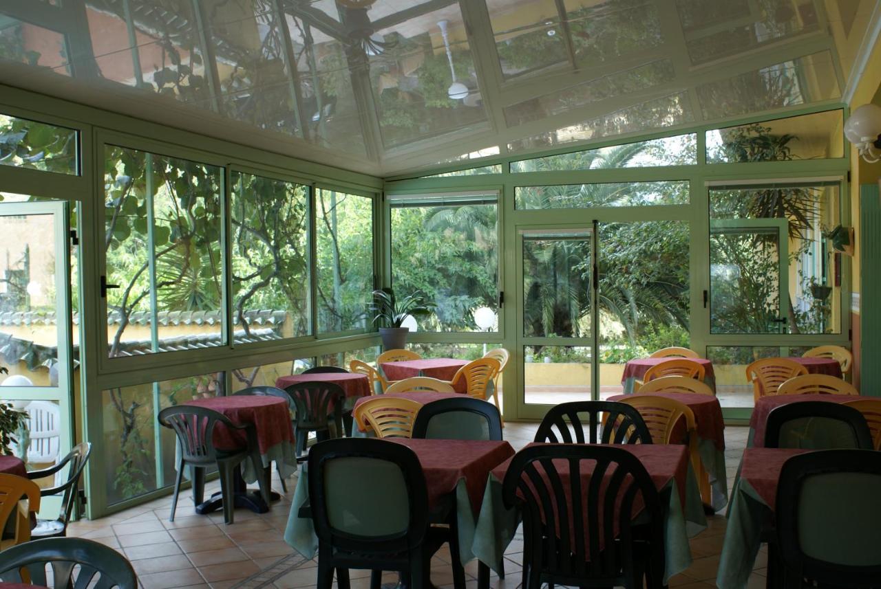 Hotel Cyrnea Calvi  Zewnętrze zdjęcie