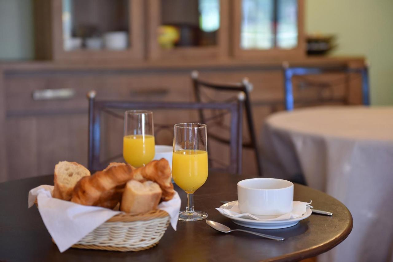 Hotel Cyrnea Calvi  Zewnętrze zdjęcie